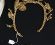 Elément de costume en velours noir riche