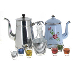 Lot comprenant 2 cafetières anciennes do