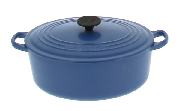 LE CREUSET - Cocotte bleue de forme oval