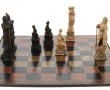 Jeu d'échecs avec pièces en résine et pl