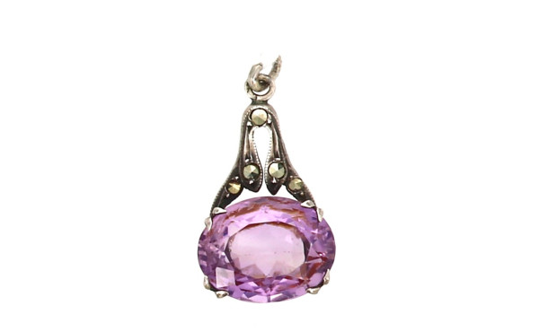 Pendentif ancien en argent, serti d'une 