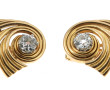 Paire de boucles d'oreilles en or jaune 