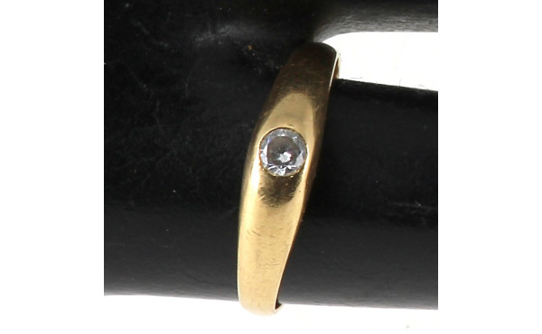 Petite bague en or jaune 18 carats, poin