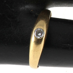 Petite bague en or jaune 18 carats, poin