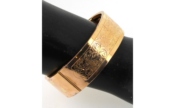 Bracelet jonc large ancien en or jaune 1