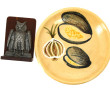 Plat creux en céramique à décor de moule