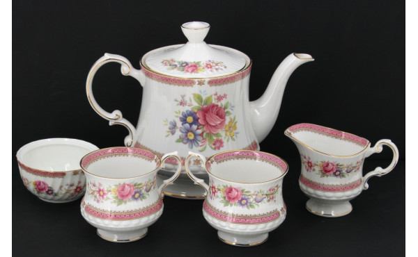 Tête à tête en porcelaine anglaise compr