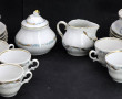 Service à café en porcelaine blanche et 