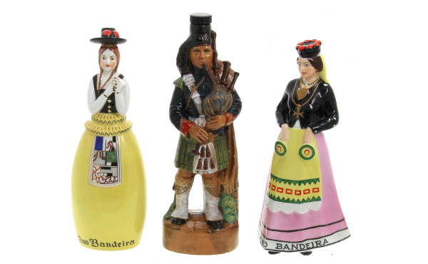 Lot de 3 carafes à liqueur en porcelaine