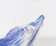 Petit vase en verre soufflé moucheté ble