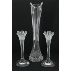 Paire de bougeoirs de table en cristal e