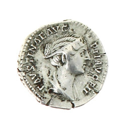 Denier Antonin Le pieux - Faustina en ar