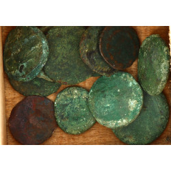 12 monnaies romaines et sesterces