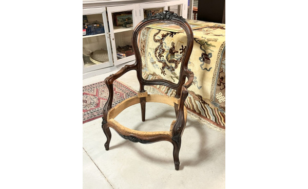 Carcasse de fauteuil XIXème en acajou à 