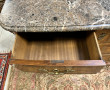 Commode dans le style du XVIIIème, en pl