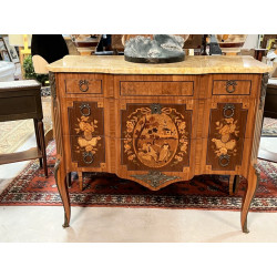 Commode dans le style Transition, en mar