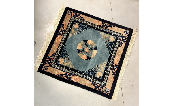 CHINE - Tapis en laine dans les tons ble