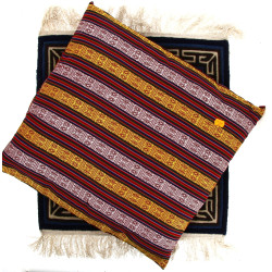 Coussin et petit tapis en laine tibétain