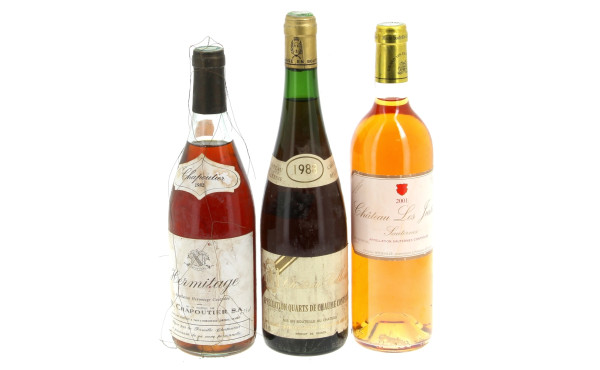 Lot de 3 bouteilles: - 1 B SAUTERNES Ch