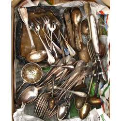 Lot de métal argenté comprenant 12 fourc