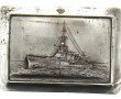 Coffret en métal argenté à décor d'un cr