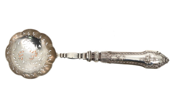 Saupoudreuse manche argent fourré, poinç