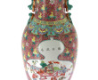 CHINE Xxème - Vase en porcelaine polychr