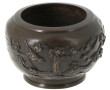Cache-pot ancien en bronze à décor en re