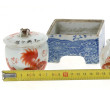 CHINE - Lot de petites porcelaines : 2 b