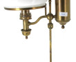 Lampe dans le goût de l'ancien en laiton