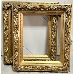 Paire de cadres XIXème en bois et stuc d