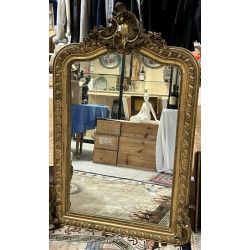 Miroir XIXème en bois et stuc doré décor