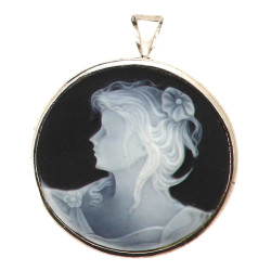 Broche-pendentif en argent 925ème sertie