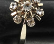 Bague en or gris 18 carats, poinçon tête