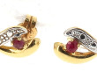 Paire de boucles d'oreilles en or jaune 