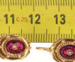 Paire de boucles d'oreilles anciennes en