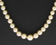 Petit collier de perles de culture en ch