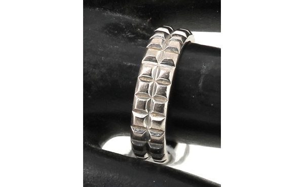 BOUCHERON - Alliance en or gris 18 carat