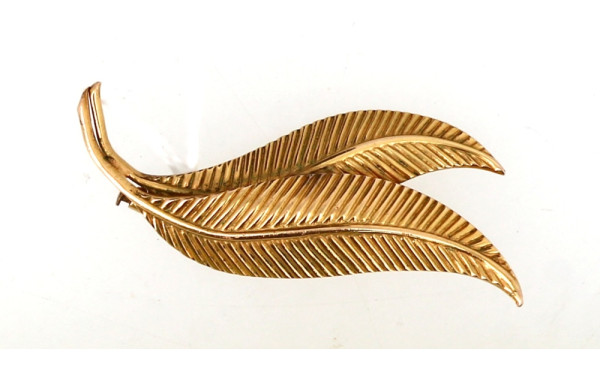 Broche 2 plumes en plaqué or, L 5,8 cm