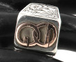 Bague en argent à décor floral sur les c