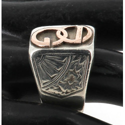 Bague en argent à décor floral sur les c