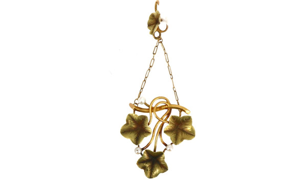 Petit pendentif circa 1900 en or jaune, 