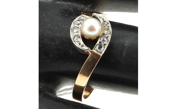 Bague ancienne en or jaune 18 carats, po