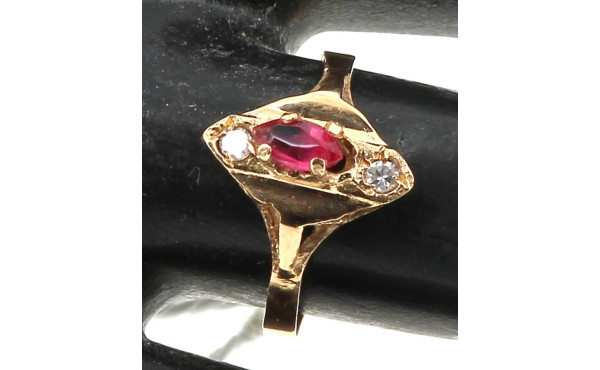 Bague en or jaune 18 carats, travail étr