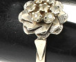 Bague en or gris 18 carats, poinçon hibo