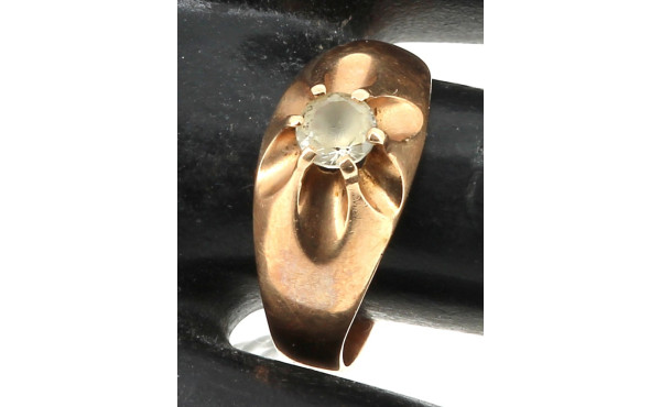 Bague en or jaune 18 carats, travail étr