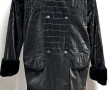 ET DIEU CREA LA FEMME - Imperméable noir