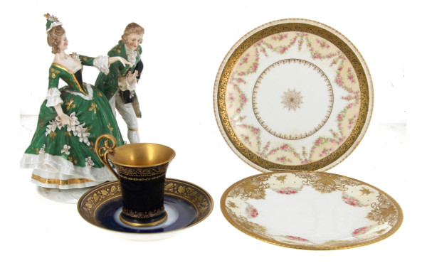Tasse ancienne en porcelaine bleu de fou
