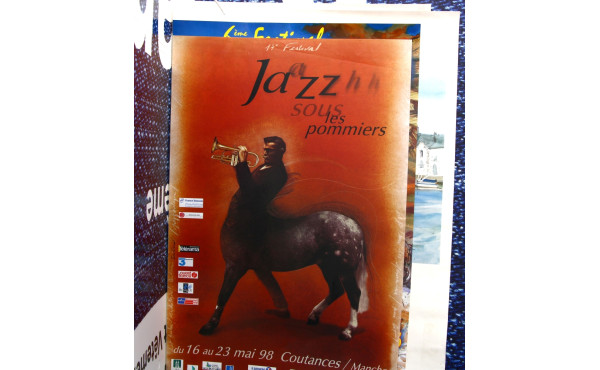 Lot de 30 affiches sur différents thèmes