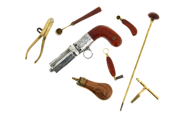Revolver poivrière à six canons (le ress